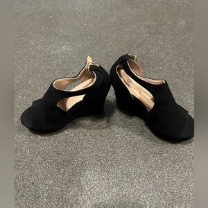 New Black Suede Wedge Sandals